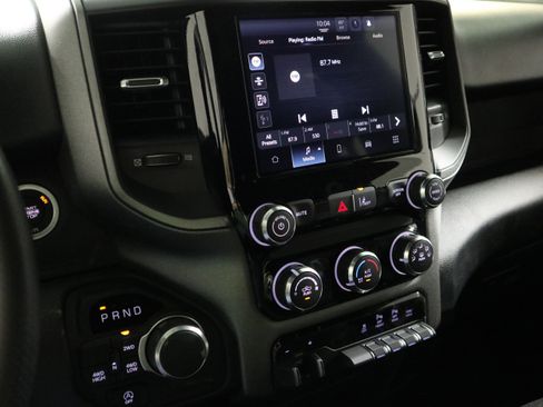 New 2026 RAM 1500 Express AWD/4WD image 23