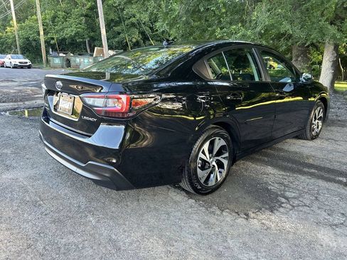 Used 2025 Subaru Legacy Premium AWD/4WD image 8