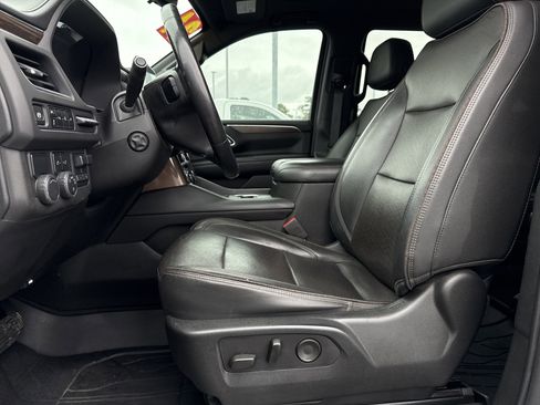 Used 2021 Chevrolet Tahoe High Country w/ Premium Package image 16