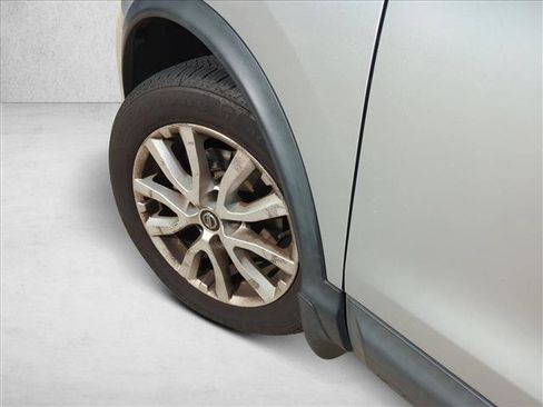 Used 2020 Nissan Rogue Sport SV w/ All-Weather Package FWD image 10