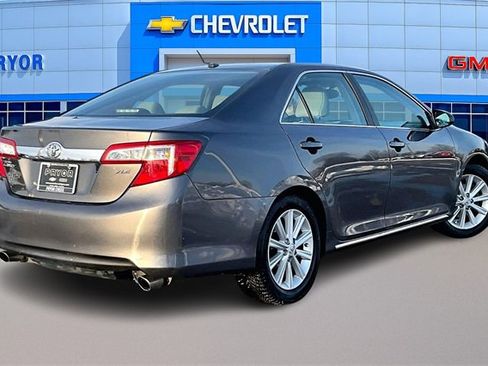 Used 2013 Toyota Camry XLE image 5