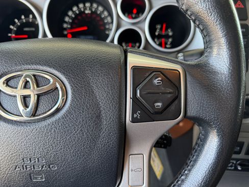 Used 2015 Toyota Sequoia Platinum AWD/4WD image 13