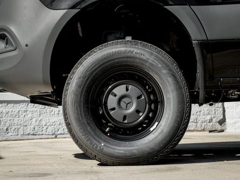 New 2025 Mercedes-Benz Sprinter 2500 image 4