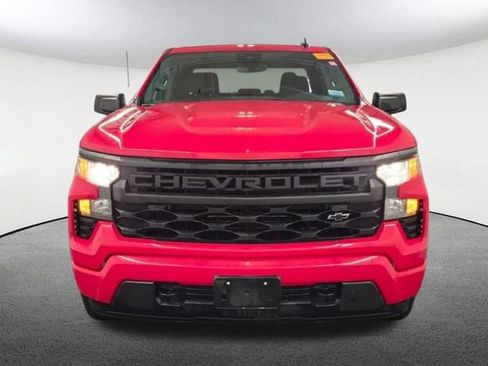 Used 2024 Chevrolet Silverado 1500 Custom image 2