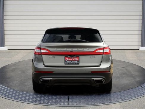 Used 2017 Lincoln MKX Reserve w/ Driver Assistance Package AWD/4WD image 6