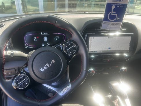 Used 2023 Kia Soul GT-Line w/ GT-Line Technology Package FWD image 2