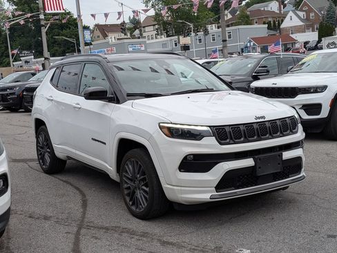Used 2023 Jeep Compass High Altitude AWD/4WD image 4