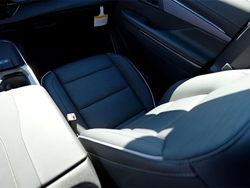 New 2026 Buick Enclave Sport Touring w/ Super Cruise Package image 26