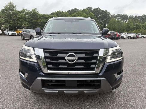 Used 2024 Nissan Armada SL w/ Captain's Chairs Package RWD image 8