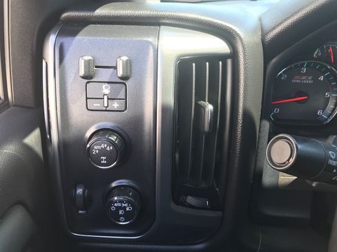 Used 2017 Chevrolet Silverado 1500 LT w/ All Star Edition AWD/4WD image 17