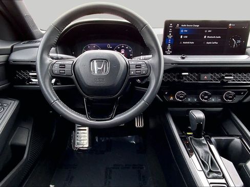 Used 2025 Honda Accord Sport image 5