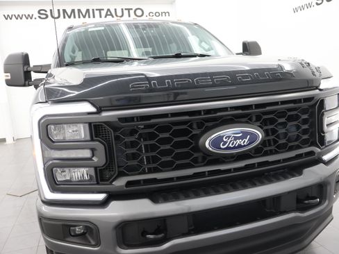 Used 2023 Ford F250 XLT w/ XLT Premium Package AWD/4WD image 23