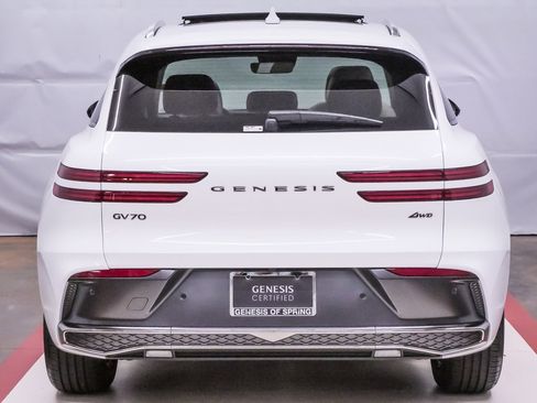 Certified 2026 Genesis GV70 2.5T Select image 7