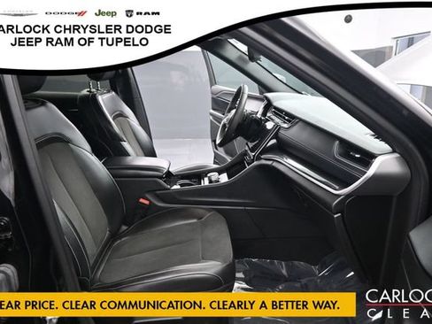 Used 2023 Jeep Grand Cherokee Altitude AWD/4WD image 34