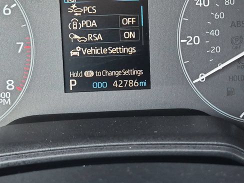 Used 2025 Toyota Corolla LE FWD image 23