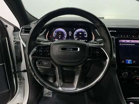 Used 2021 Jeep Grand Cherokee L Overland w/ Advanced Protech Group III image 24