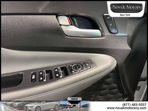 Used 2023 Hyundai Santa Fe Limited AWD/4WD image 17