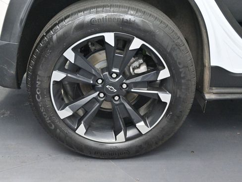 Used 2025 Chevrolet Equinox RS FWD image 31