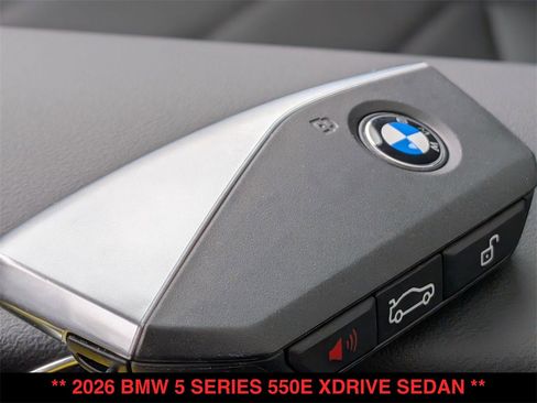 New 2026 BMW 550e xDrive image 30