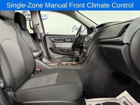 Used 2014 Chevrolet Traverse LT w/ All-Star Edition AWD/4WD image 17