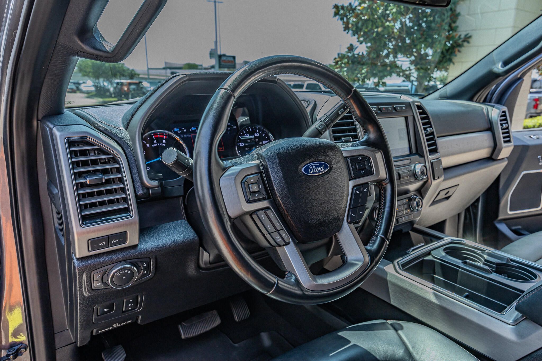 Used 2021 Ford F250 Platinum AWD/4WD image 15