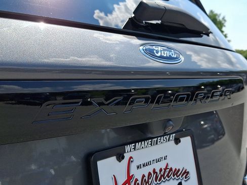 Used 2023 Ford Explorer ST w/ Equipment Group 401A AWD/4WD image 35