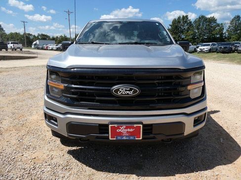 New 2026 Ford F150 XLT w/ XLT Black Appearance Package AWD/4WD image 9