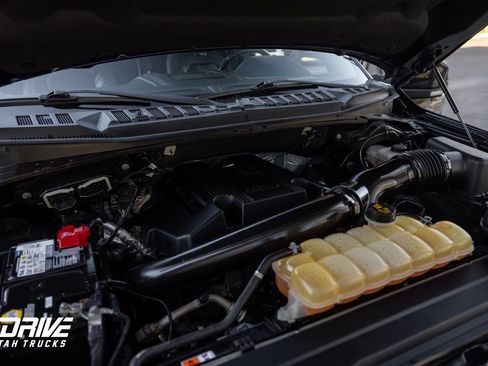 Used 2018 Ford F150 Limited image 32