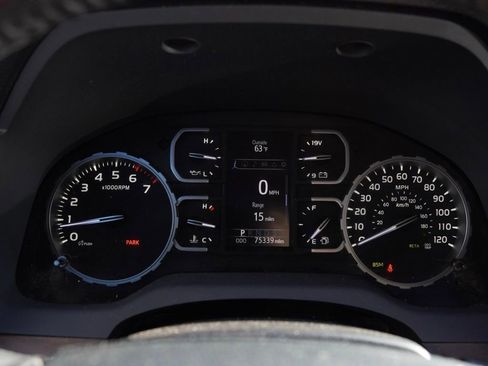 Used 2018 Toyota Tundra Limited w/ Limited Premium Package image 11