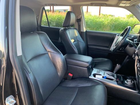 Used 2024 Toyota 4Runner Limited AWD/4WD image 23