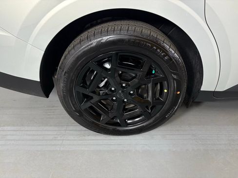 New 2026 Kia Carnival SX Prestige FWD image 11