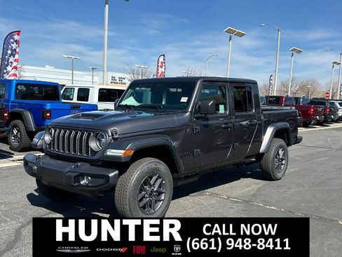 New 2026 Jeep Gladiator Sport image 2