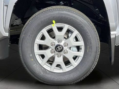 New 2026 Toyota Tacoma SR5 RWD image 31