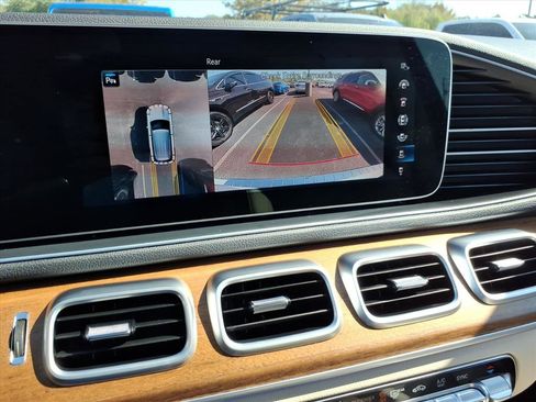 Used 2022 Mercedes-Benz GLE 350 4MATIC image 18