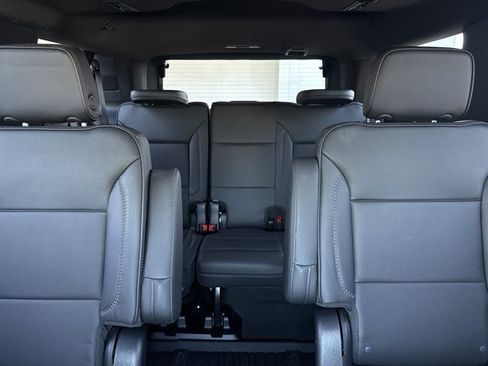 Used 2023 GMC Yukon Denali w/ LPO, Floor Liner Package AWD/4WD image 24