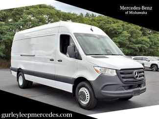 New 2025 Mercedes-Benz Sprinter 3500 video 1