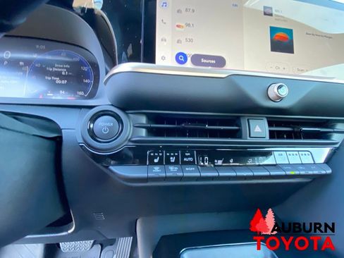 New 2026 Toyota Crown Platinum AWD/4WD image 36