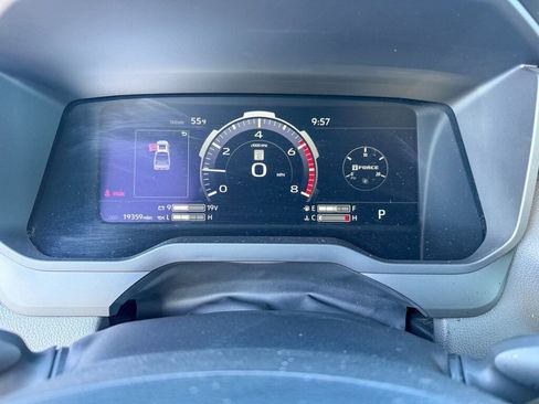 Used 2024 Toyota Tundra Limited image 15