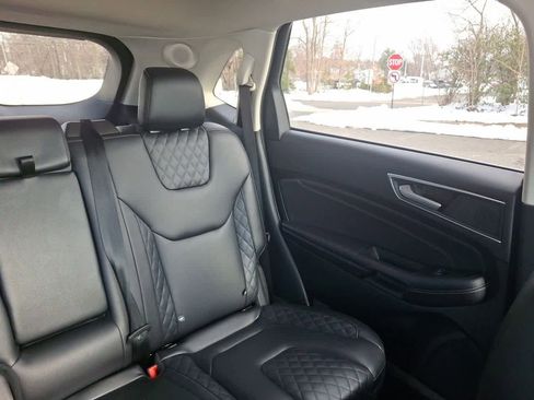 Certified 2024 Ford Edge Titanium image 14