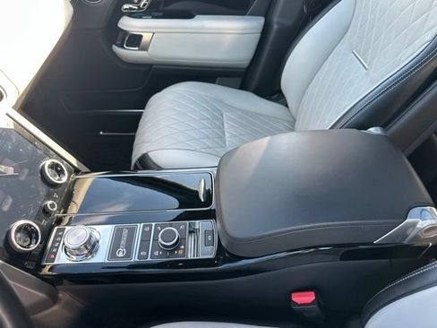 Used 2018 Land Rover Range Rover SV Autobiography Dynamic AWD/4WD image 12