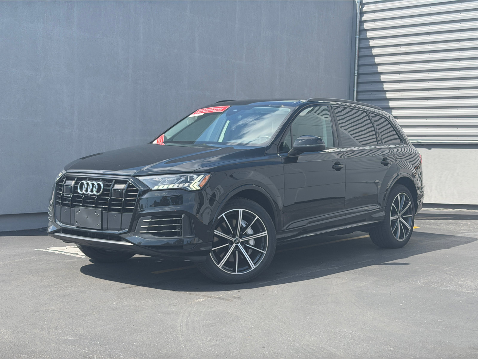 Used 2023 Audi Q7 3.0T Premium Plus w/ Premium Plus Package AWD/4WD image 1