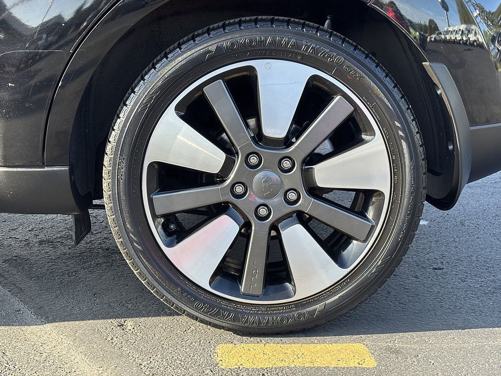 Used 2016 Kia Soul ! w/ Premium Package FWD image 12