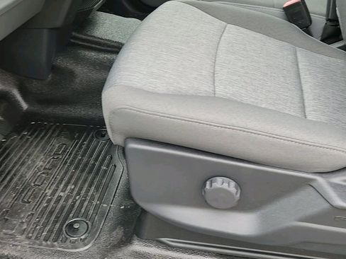 New 2025 Ford F550 4x4 Crew Cab Super Duty image 18