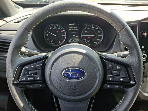 Used 2025 Subaru Forester Premium AWD/4WD image 19