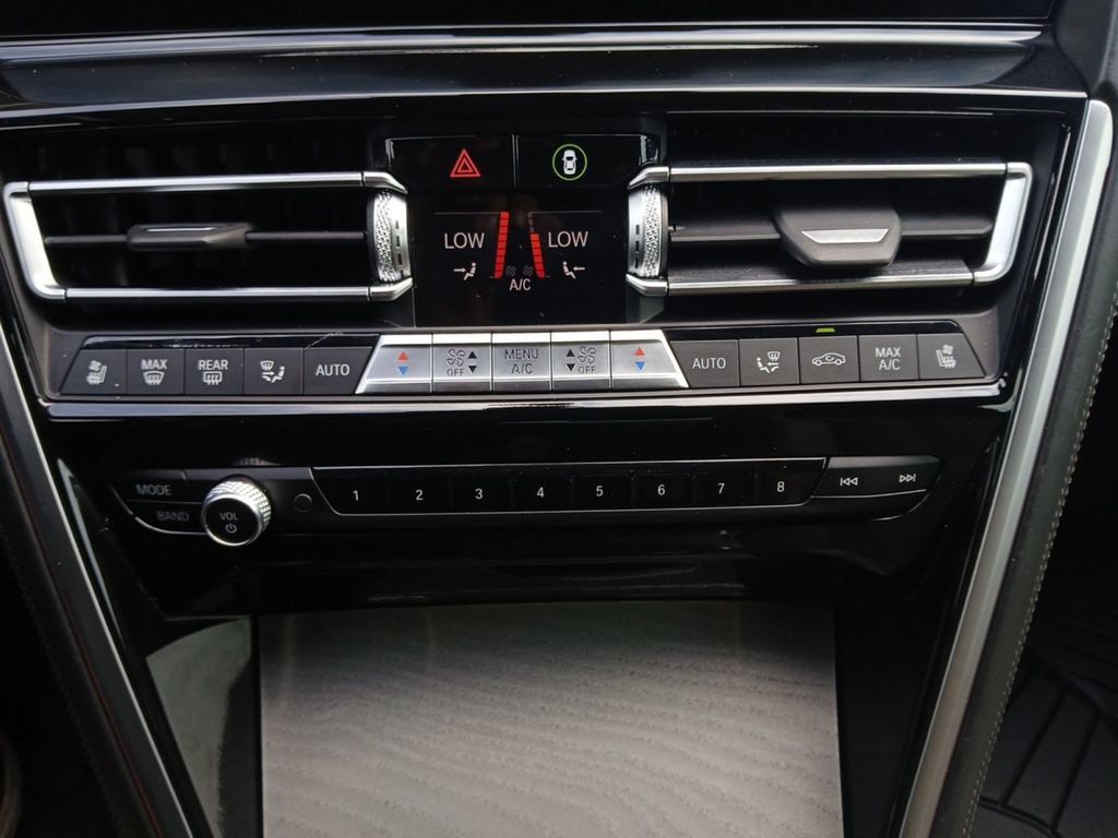 Used 2021 BMW 840i Gran Coupe w/ M Sport Package RWD image 4