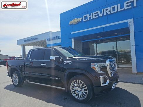 Used 2019 GMC Sierra 1500 Denali w/ Denali Ultimate Package AWD/4WD image 1