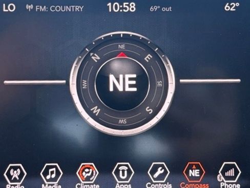 Used 2018 Jeep Compass Limited w/ Safe & Security Group image 23