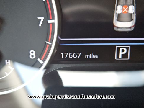 Used 2025 Nissan Sentra SV FWD image 15