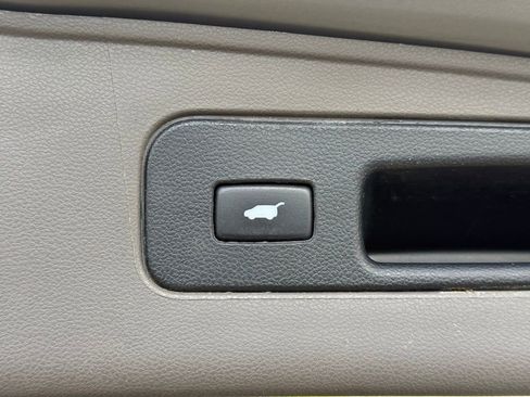 Used 2012 Honda Odyssey Touring image 37