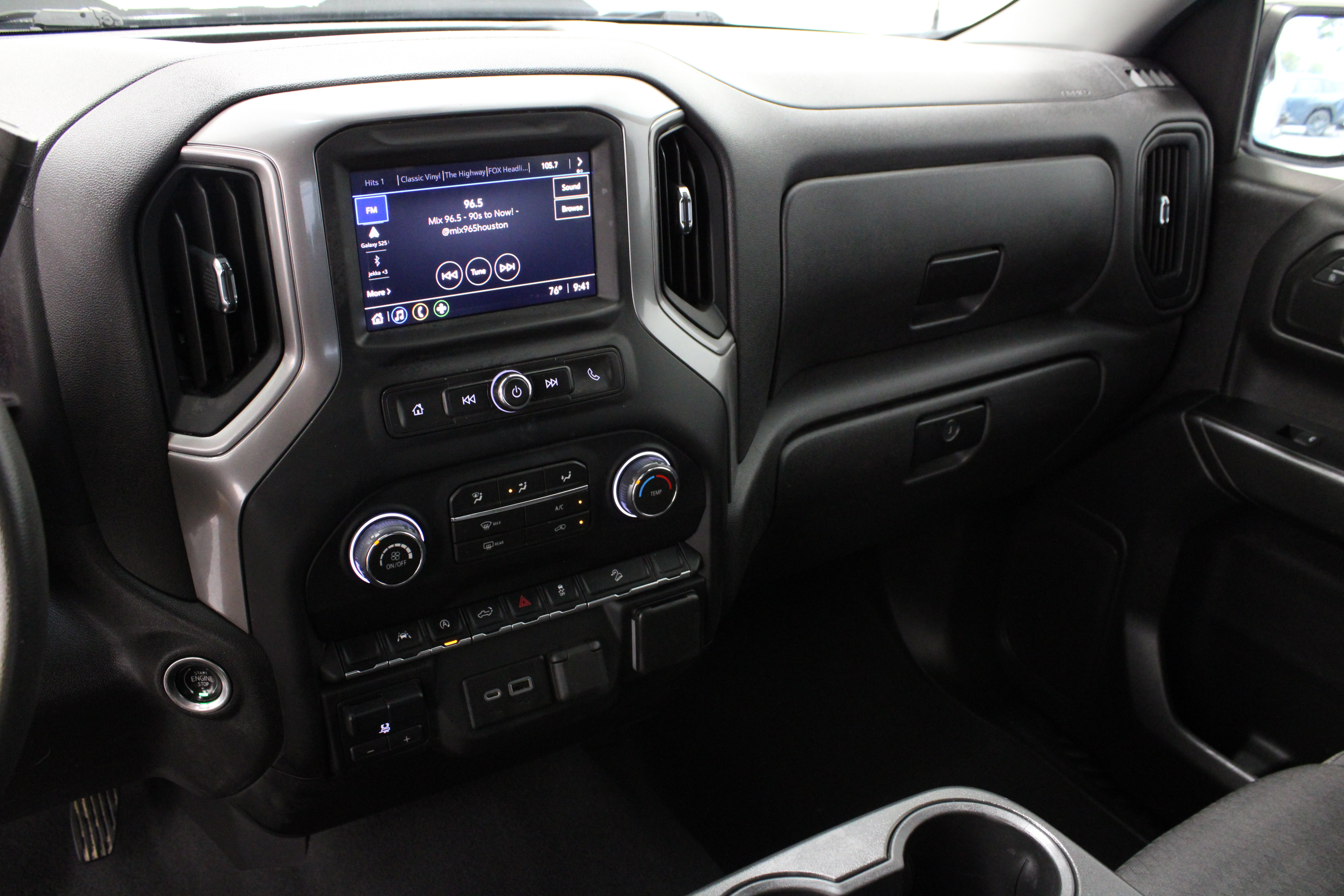Used 2023 Chevrolet Silverado 1500 Custom Trail Boss AWD/4WD image 17